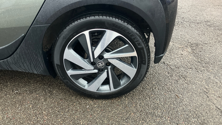 Toyota Aygo X 1.0 VVT-i Edge 5dr Auto Petrol Hatchback